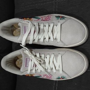 Women's Puma sneaker suede